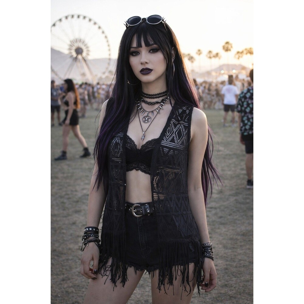 Love On A Hanger Whimsigoth Crochet Vest Womens M Black Open Fringe Festival